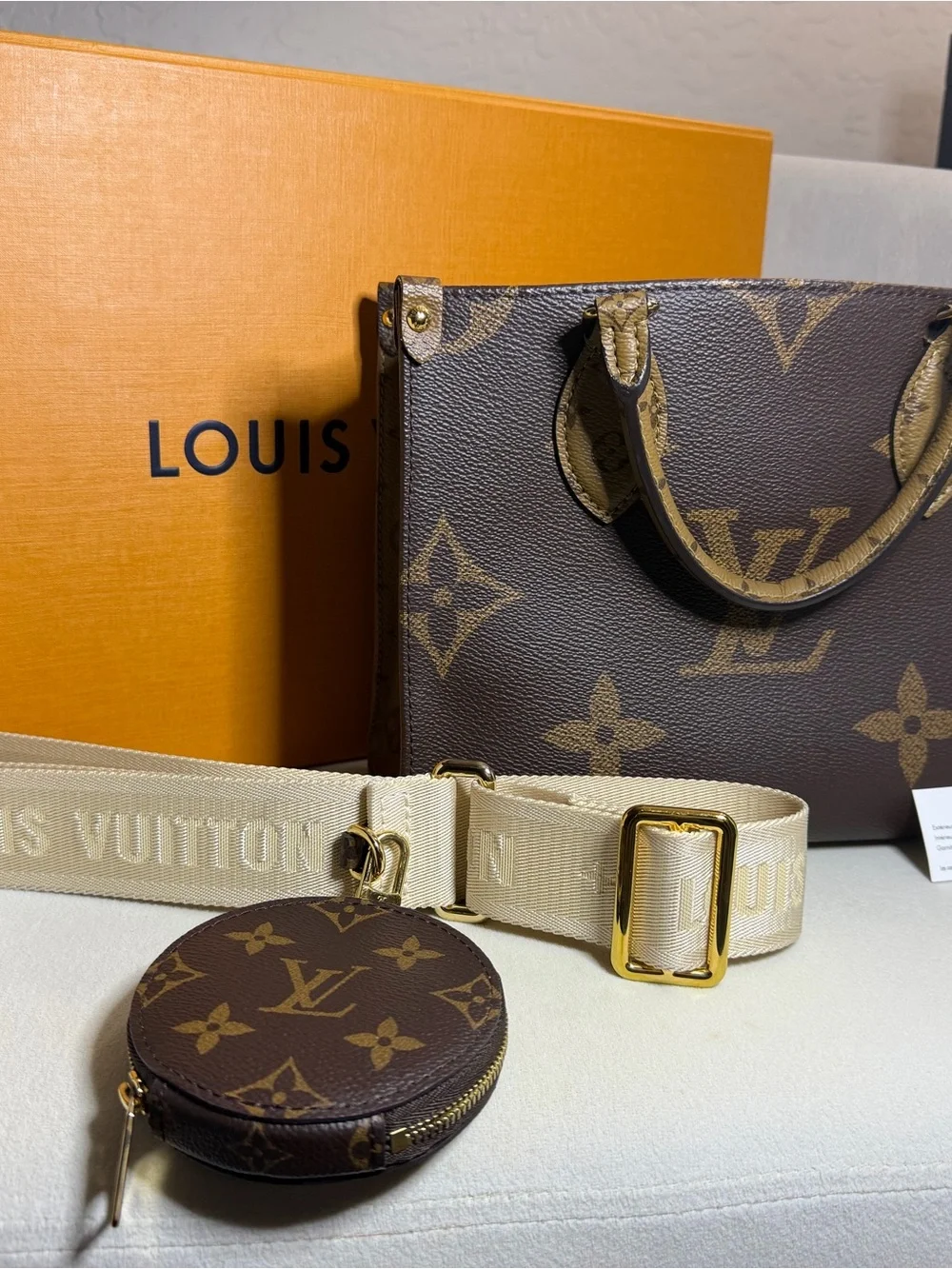 Louis Vuitton OnTheGo PM in Monogram (style ref: M46373)